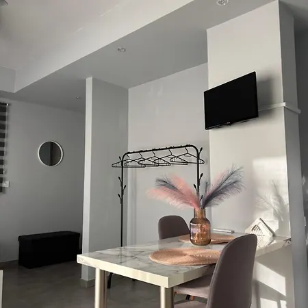 Apartment Thanias's 1 *