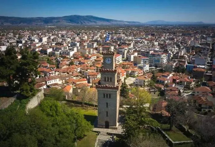 Thanias's 1 Apartment